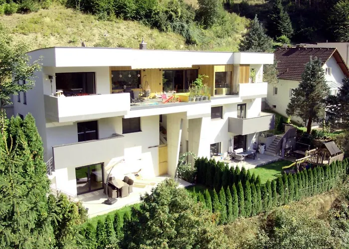 Flamind Holiday Apartments Mit Garten Und Grill