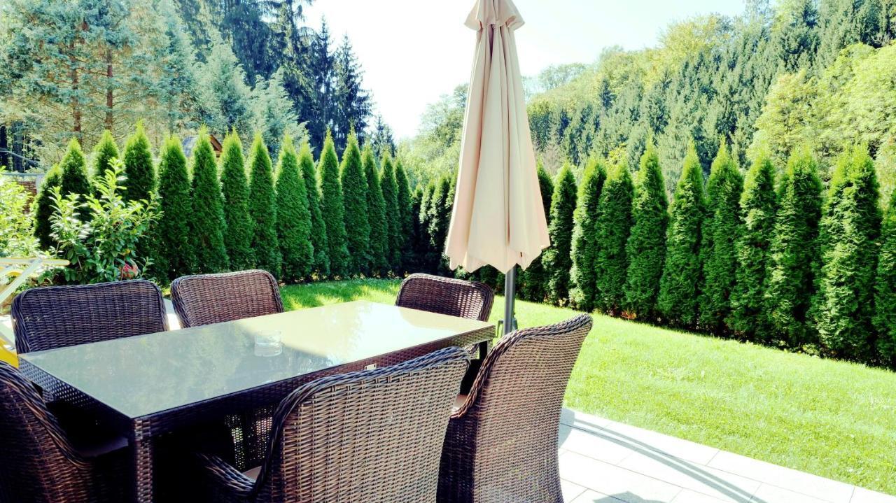 Flamind Mit Garten Und Grill *